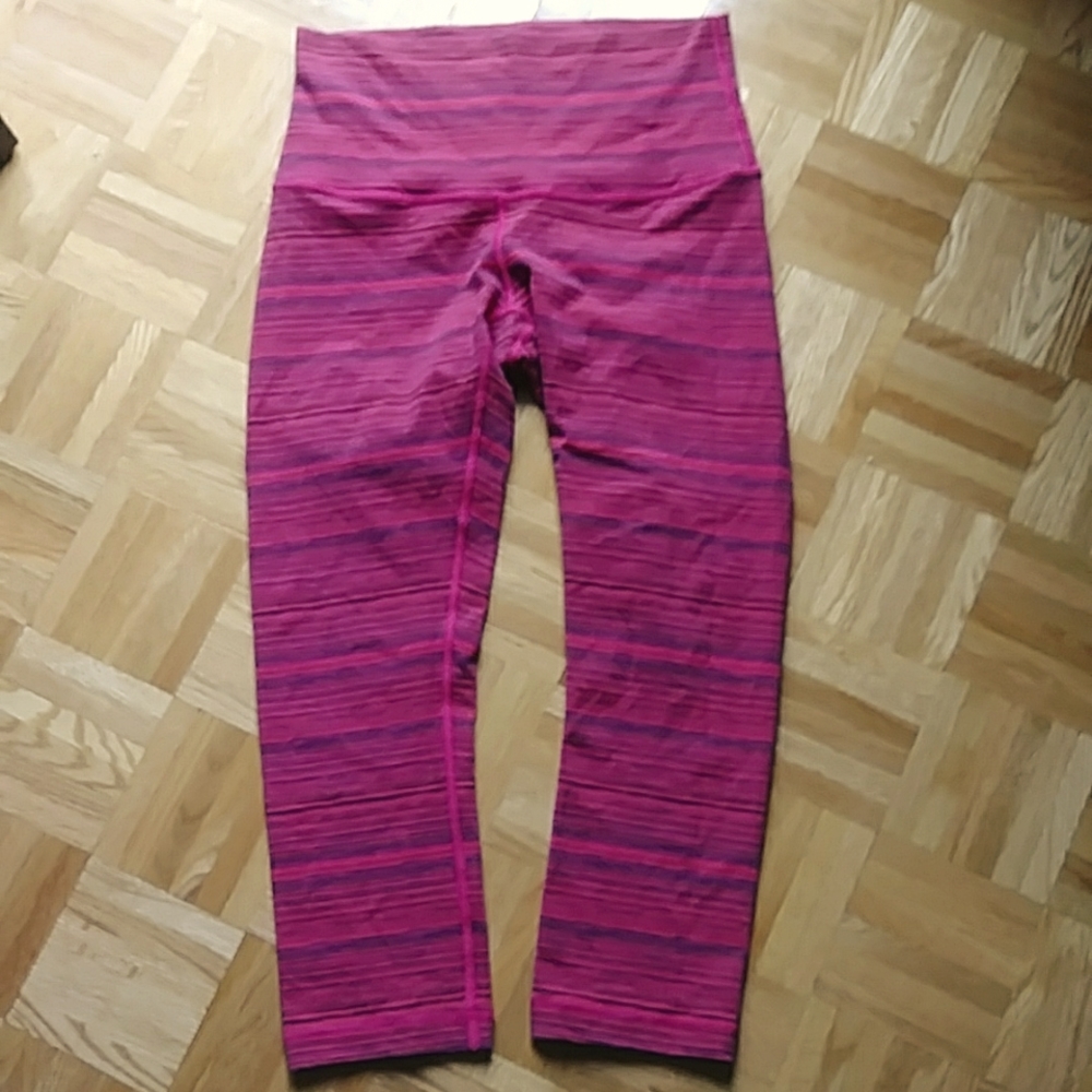 Lululemon cropped yoga gym Leggings pants